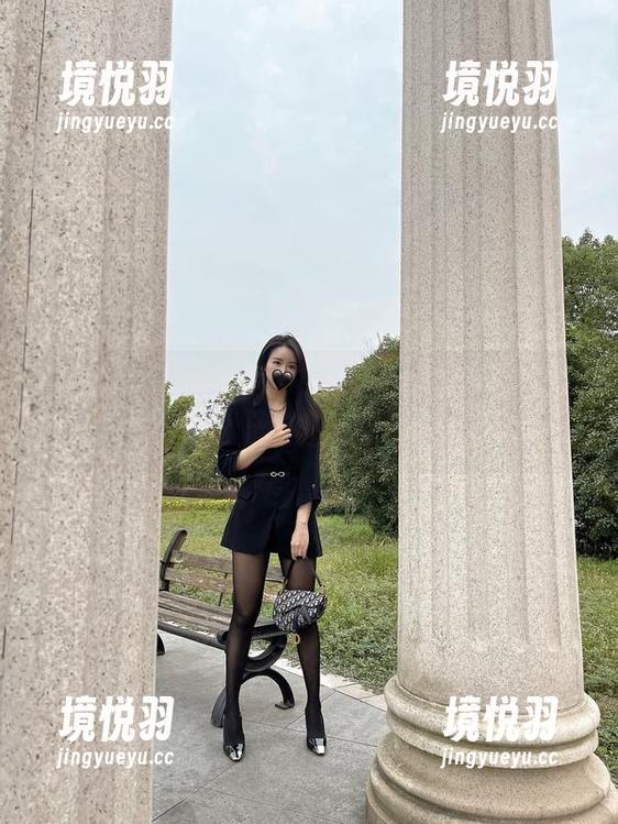 软妹小九九 微密圈 - 软妹小九九的粉色睡裙,原图更新,视觉上疯狂游荡了一圈。