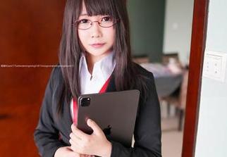 免费写真预定:铭铭kizami穿吊带的糗事分享会。