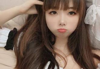 雪琪SAMA的职场OL图包:她的每一件心机单品都在跟你说“别傻了”