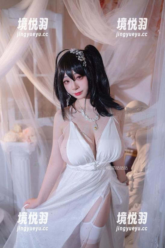 深藏不露的韶陌陌，快来免费欣赏她的面具陌写真吧！