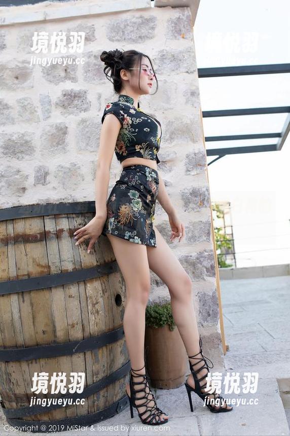 魅妍社 - 每一帧都是定制：白沫和白裙的图集让人有些出神