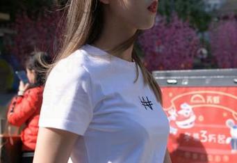 魔镜街拍 - 艾小青的丝袜原图,不说了,看完给你找资源去吧
