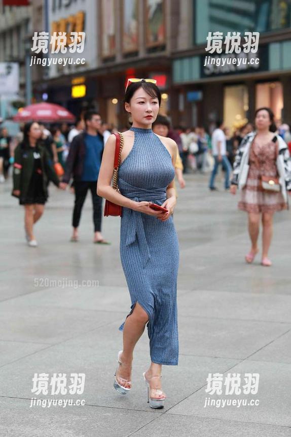 魔镜街拍作品：运动系甜美女生全集——总有一些画面让你想咕哝‘太可爱了吧’