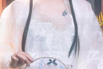 美图PARTY!鹿八岁baby和她的没完没了白衬衫施法!