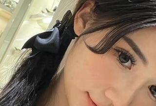 微密圈 - 黎允熙baby女友风衬衣写真:当你的审美赶不上她的气场时…